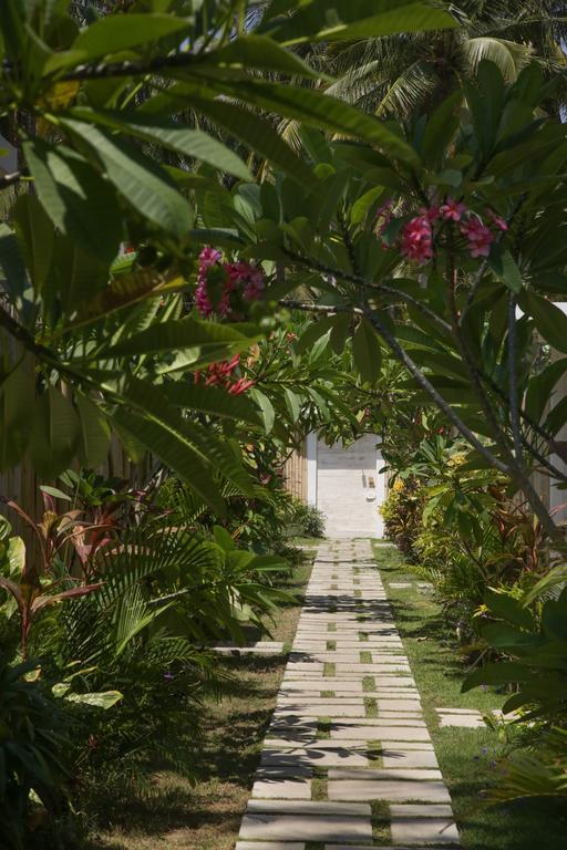 Villas Edenia - Luxe Villas With Private Pools Gili Trawangan Exterior photo