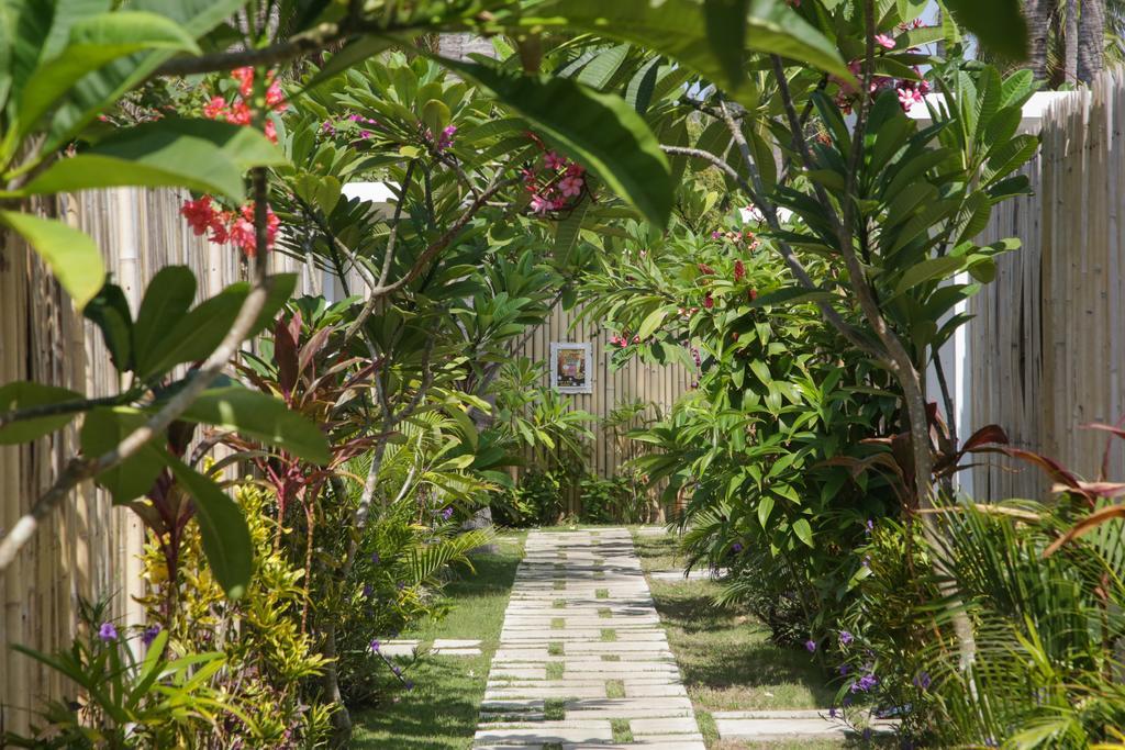 Villas Edenia - Luxe Villas With Private Pools Gili Trawangan Exterior photo
